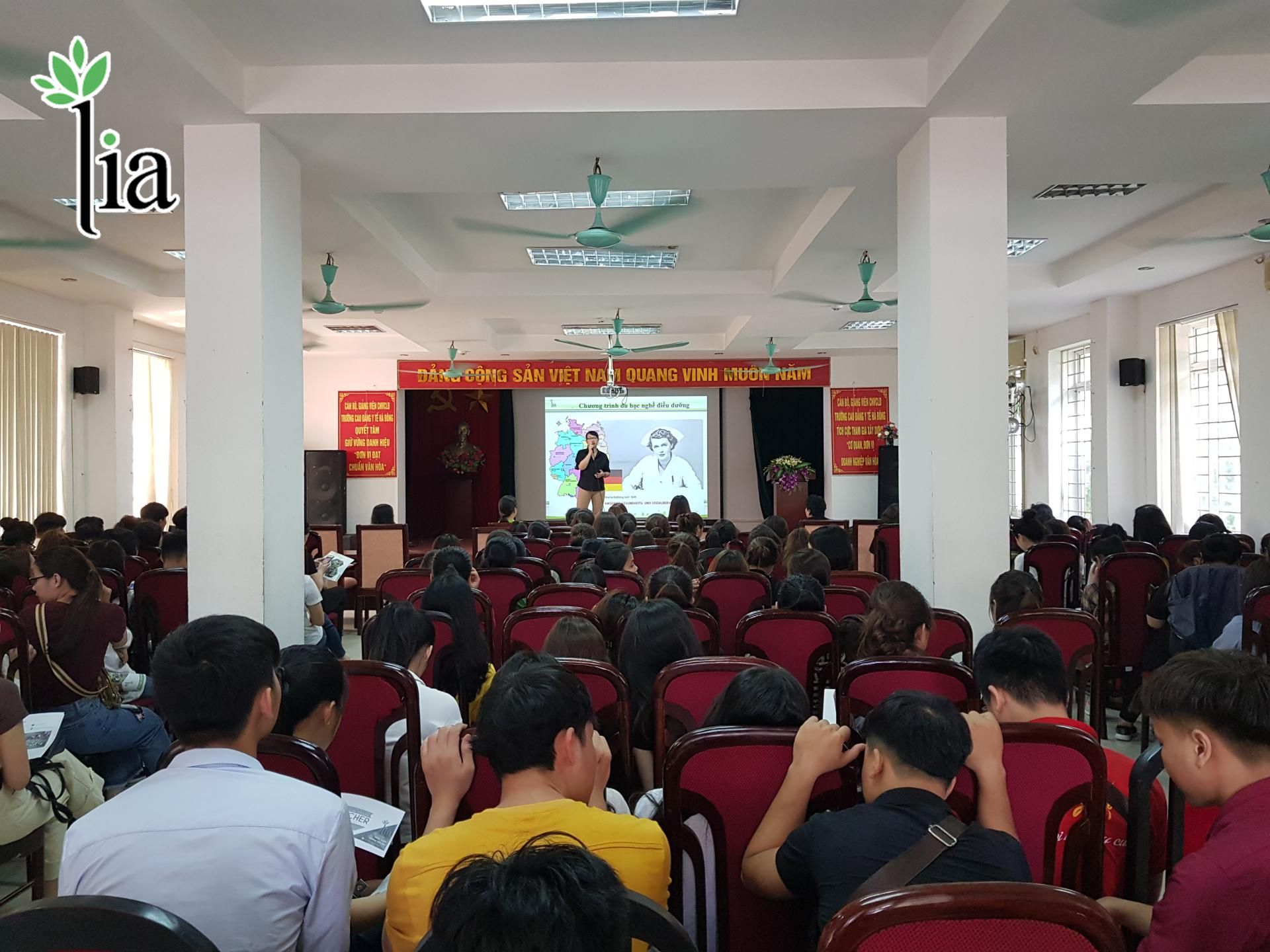 VICAT tổ chức thành công buổi Hội thảo tại trường Cao đẳng Y tế Hà Đông 3 lia to chuc thnh cng buoi hoi thao tai truong cao dang y te h dng 867 4