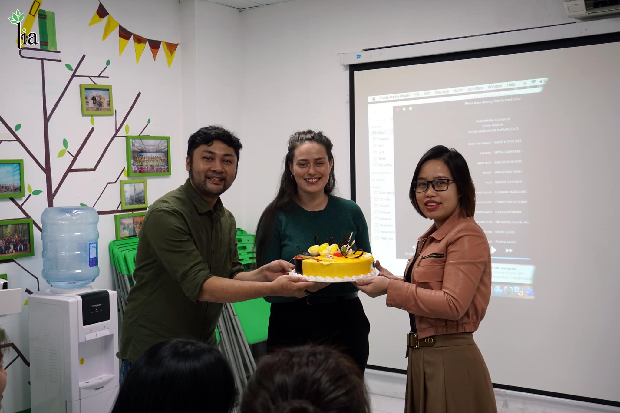 VICAT cùng học viên “biến hình” tưng bừng đón Halloween 2020 4 123244511 3929274210435280 4678878134394477329 o