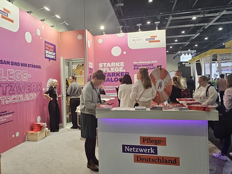 Vicat Tại Deutscher Pflege Tag 2025 - Hội Chợ Của Ngành Chăm Sóc Sức Khỏe Lớn Nhất Nước Đức 4 20251106 110043