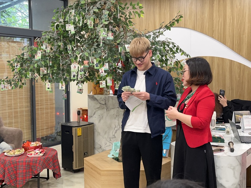 Mã đáo thành công:Bùng nổ không khí ngày đầu xuân tại Vicat 4 IMG 4116